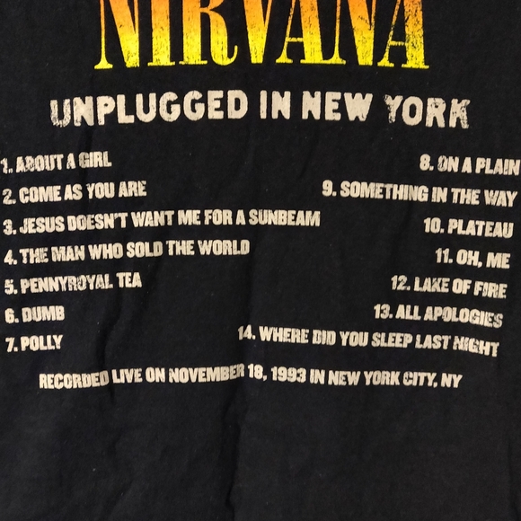 Nirvana Unplugged in New York Kurt Cobain Foo Fighters T-shirt Men's L Large - Picture 2 of 3